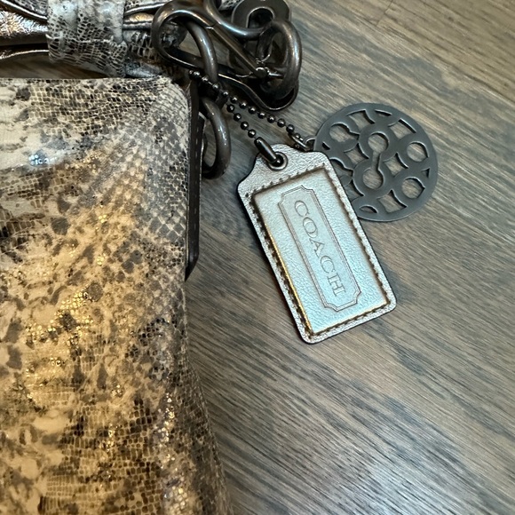 Coach embossed python look bag. In good condition with 2 charms - Picture 3 of 11